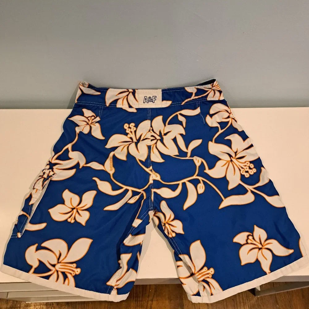 Abercrombie & Fitch men's 30